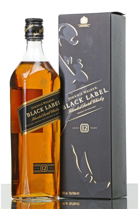 Johnnie Walker 12 Year Old Black Label 1980s (750ml).